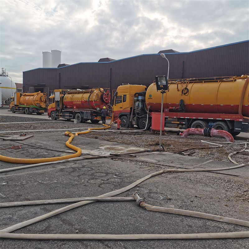 永定污水池清理